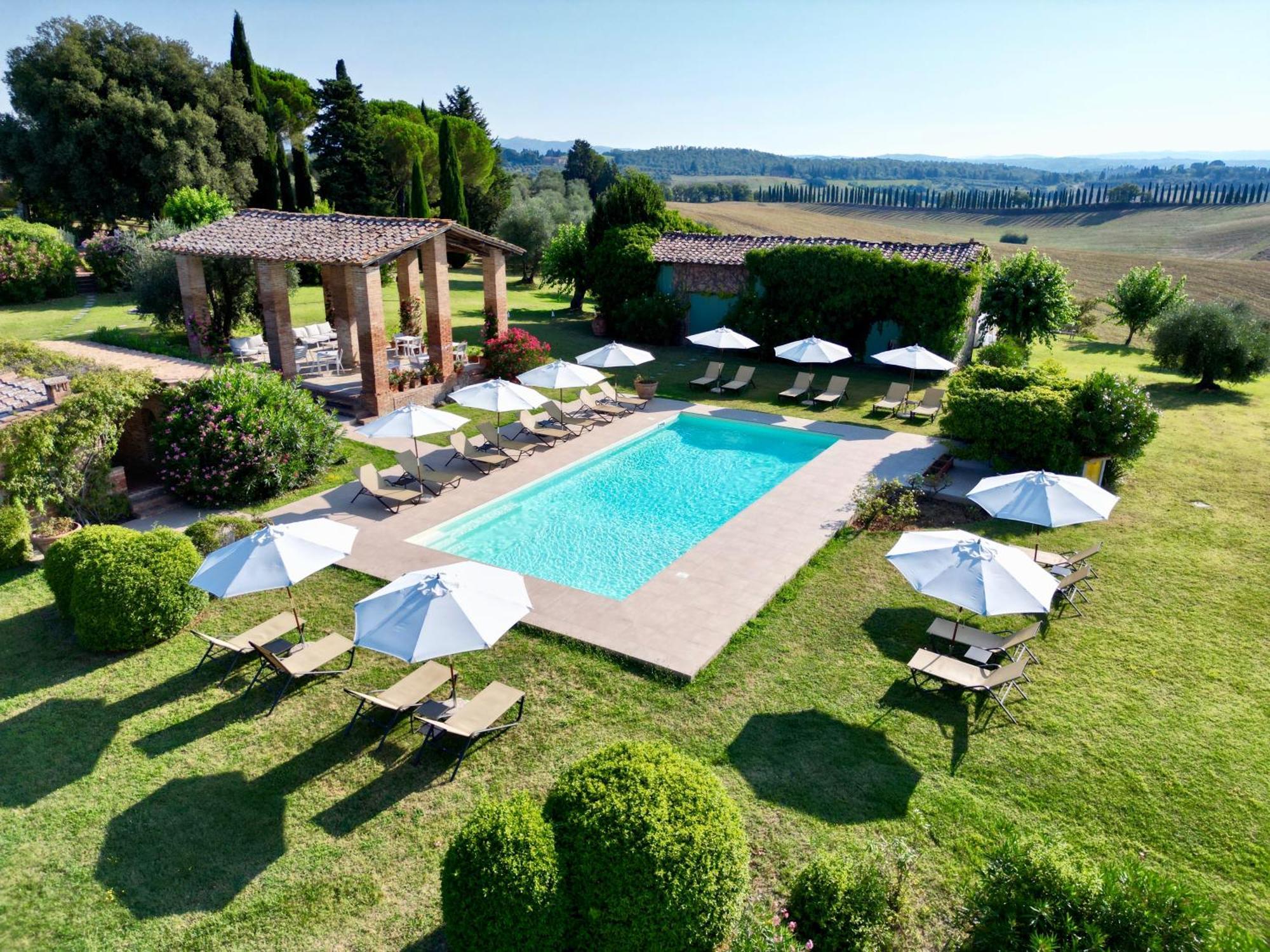Ca' Bianca Tuscany Relais Siena Exterior photo